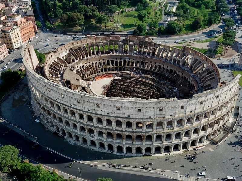 Top-view-Colosseum-in-Rome.jpg